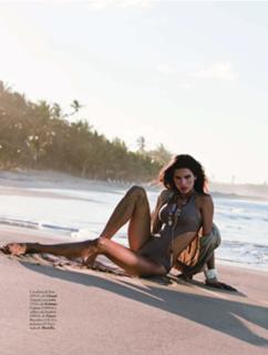 Raica Oliveira feet photo 9