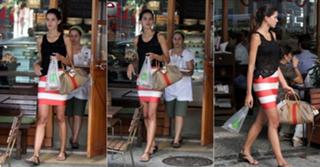 Raica Oliveira feet photo 2
