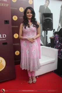 Raima Sen feet photo 8