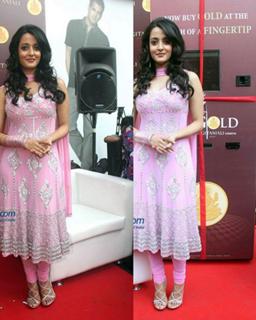 Raima Sen feet photo 11