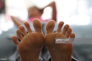 Rainbeau Mars feet photo 4