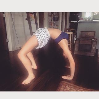 Rainey Qualley feet photo thumbnail