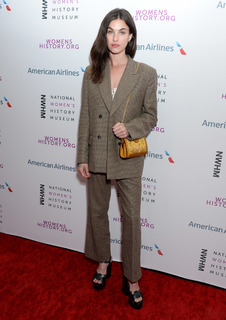 Rainey Qualley feet photo thumbnail