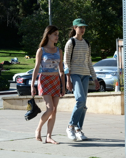 Rainey Qualley feet photo thumbnail