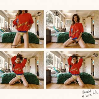 Rainey Qualley feet photo thumbnail