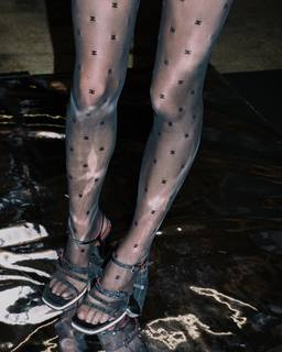 Rainey Qualley feet photo thumbnail