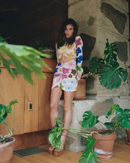 Rainey Qualley feet photo thumbnail