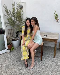 Rainey Qualley feet photo thumbnail