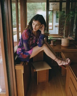 Rainey Qualley feet photo thumbnail