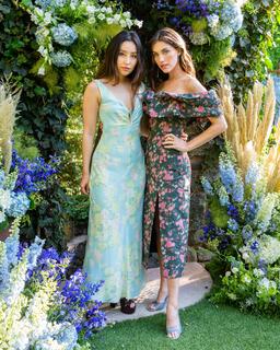 Rainey Qualley feet photo thumbnail