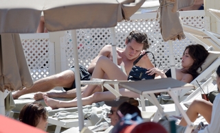 Rainey Qualley feet photo thumbnail