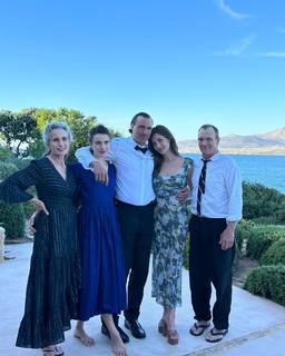 Rainey Qualley feet photo thumbnail