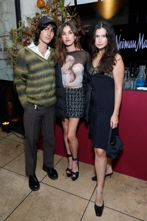 Rainey Qualley feet photo thumbnail