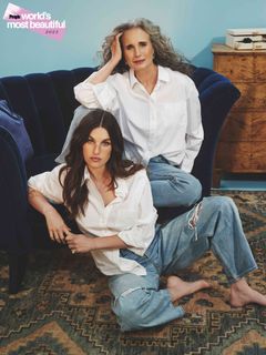 Rainey Qualley feet photo thumbnail