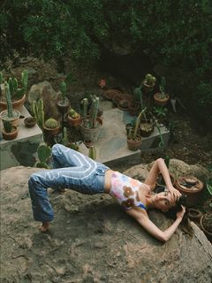 Rainey Qualley feet photo thumbnail