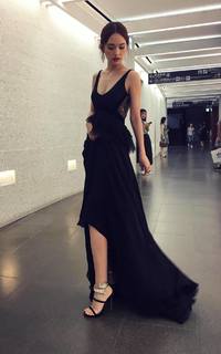 Rainie Yang feet photo 1
