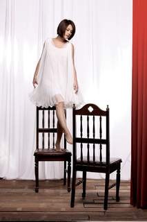 Rainie Yang feet photo 11