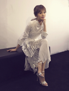 Rainie Yang feet photo 14
