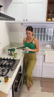 Raissa Chaddad feet photo 4