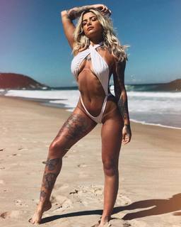 Raissa Mattos feet photo 3