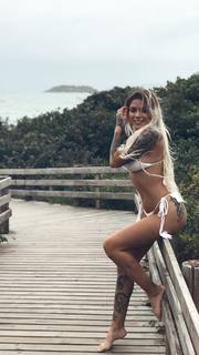 Raissa Mattos feet photo 2