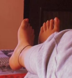 Raj Shoker feet photo 1