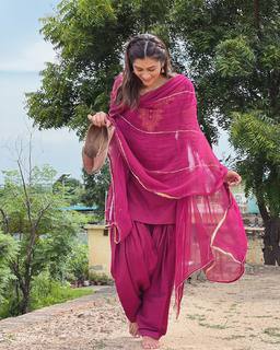 Raj Shoker feet photo 11