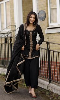 Raj Shoker feet photo 16