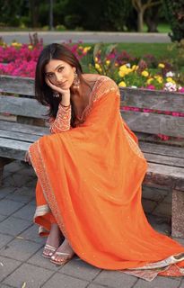 Raj Shoker feet photo 9