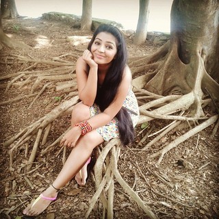 Rajisha Vijayan feet photo 10