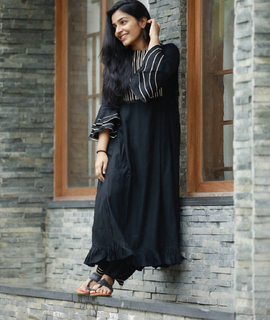 Rajisha Vijayan feet photo 13