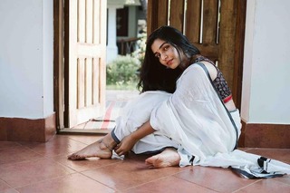 Rajisha Vijayan feet photo 5