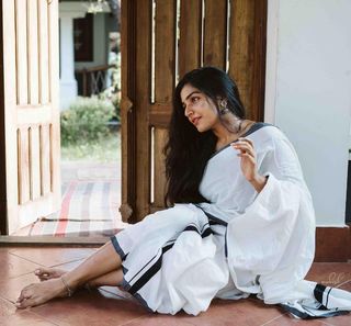 Rajisha Vijayan feet photo 2