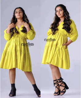 Rajisha Vijayan feet photo 14
