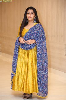 Rajisha Vijayan feet photo 4