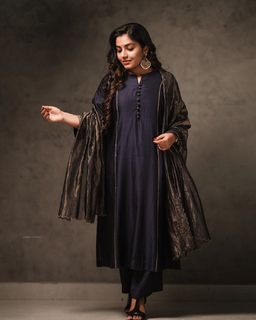 Rajisha Vijayan feet photo 10