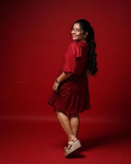 Rajisha Vijayan feet photo 7