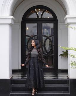 Rajisha Vijayan feet photo 12