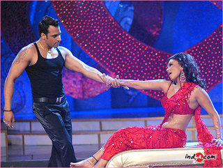 Rakhi Sawant feet photo 4