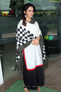 Rakul Preet Singh feet photo thumbnail