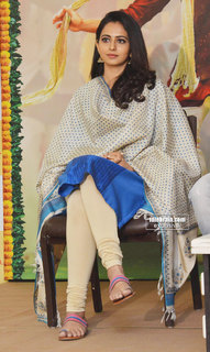 Rakul Preet Singh feet photo thumbnail