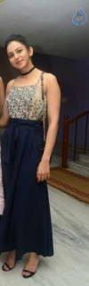 Rakul Preet Singh feet photo thumbnail