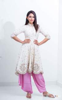 Rakul Preet Singh feet photo thumbnail