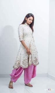 Rakul Preet Singh feet photo thumbnail