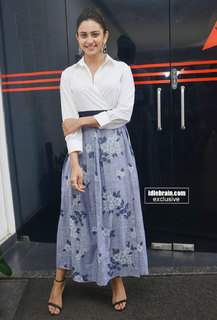 Rakul Preet Singh feet photo thumbnail