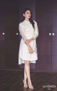 Rakul Preet Singh feet photo thumbnail