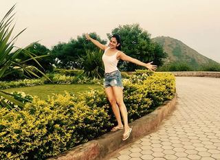 Rakul Preet Singh feet photo thumbnail