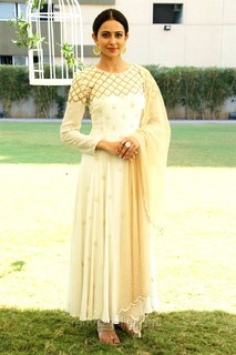 Rakul Preet Singh feet photo thumbnail