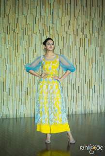 Rakul Preet Singh feet photo thumbnail