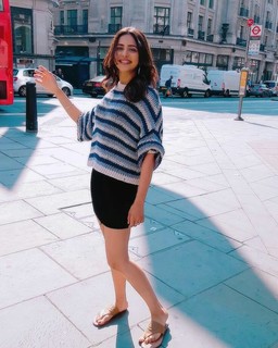 Rakul Preet Singh feet photo thumbnail
